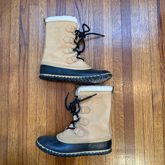 Sorel Caribou Slim Winter Boots - Picture 5 of 8